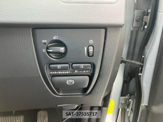 Volvo XC90 2008-05 7880352-15