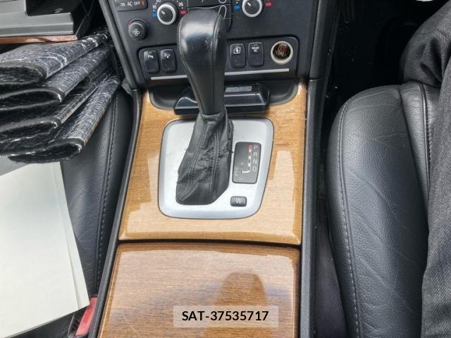 Volvo XC90 2008-05 7880352-25