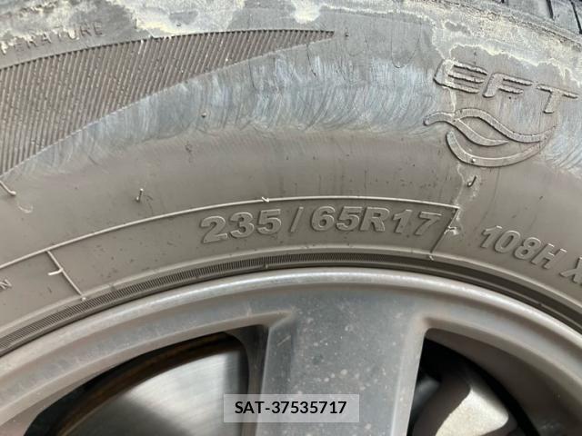 Volvo XC90 2008-05 7880352-6