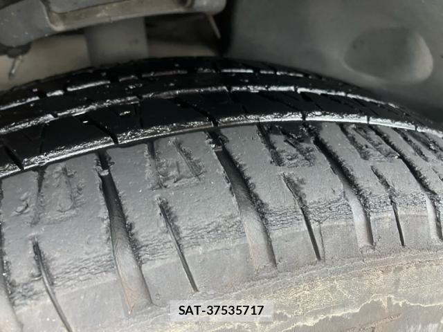 Volvo XC90 2008-05 7880352-7