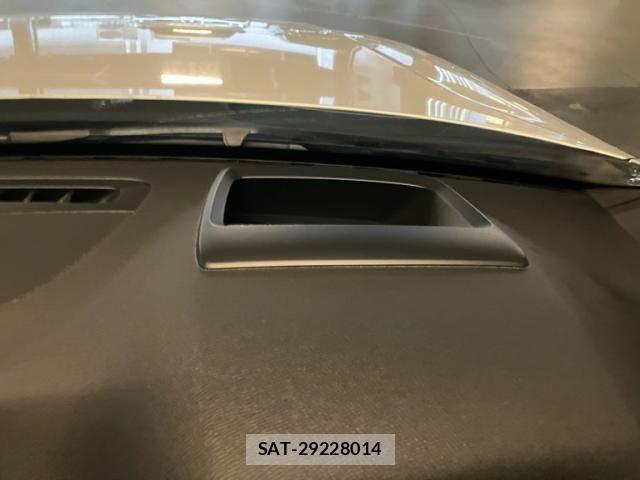 Volvo XC90 2016-11 8039057-24