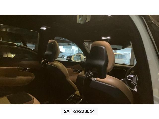 Volvo XC90 2016-11 8039057-26