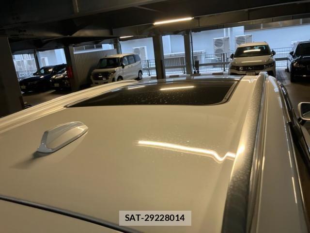 Volvo XC90 2016-11 8039057-5