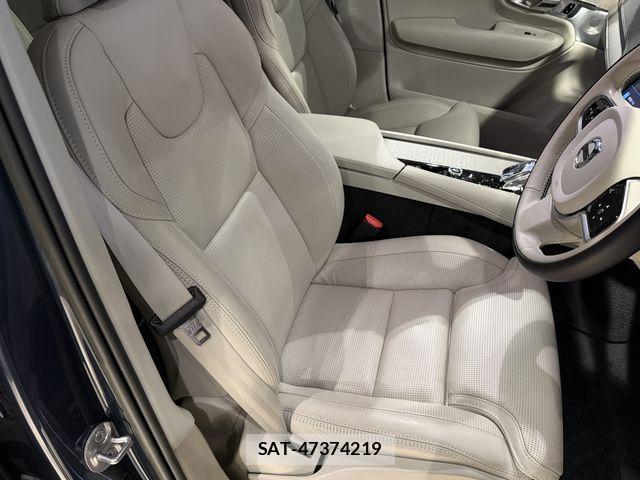 Volvo XC90 2023-09 8039056-9