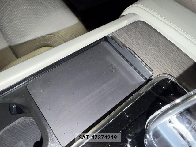 Volvo XC90 2023-09 8039056-13