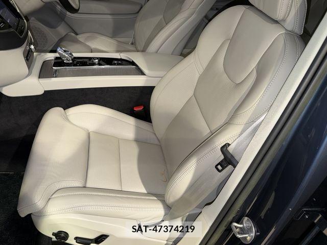 Volvo XC90 2023-09 8039056-14