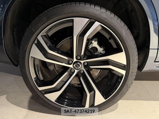 Volvo XC90 2023-09 8039056-17