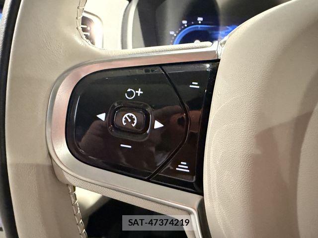 Volvo XC90 2023-09 8039056-28