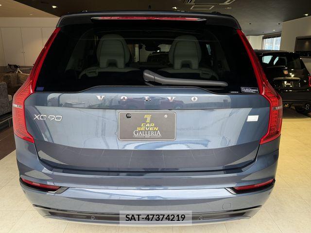 Volvo XC90 2023-09 8039056-6