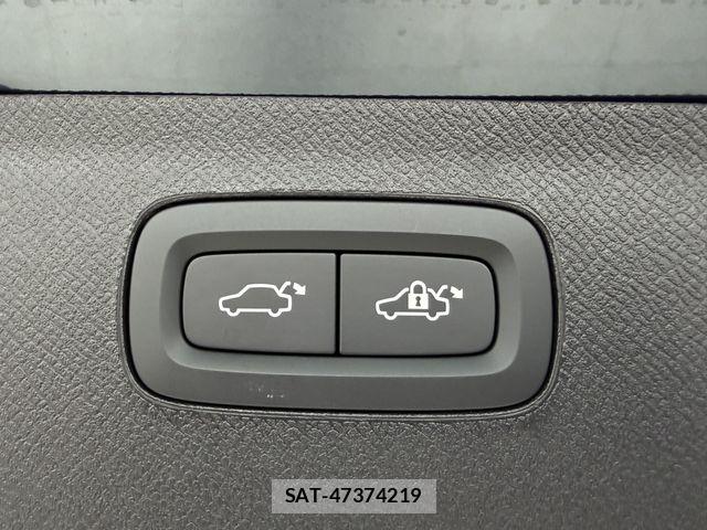 Volvo XC90 2023-09 8039056-8