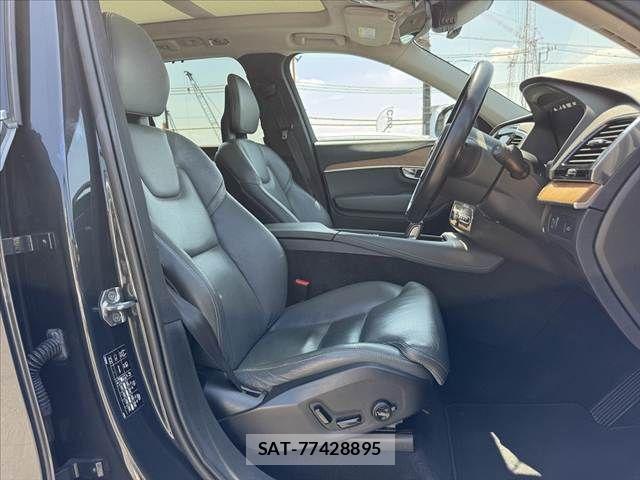 Volvo XC90 2020-07 8039055-15