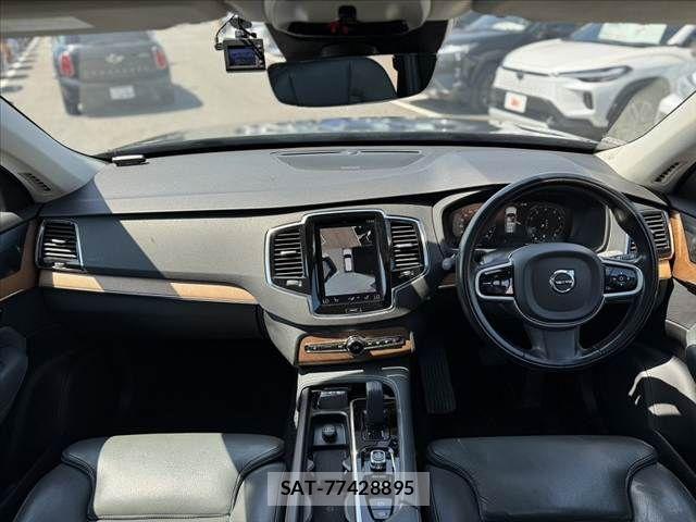 Volvo XC90 2020-07 8039055-1