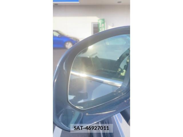 Volvo XC90 2017-08 8102562-26