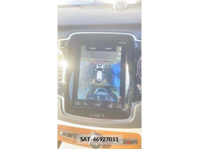 Volvo XC90 2017-08 8102562-6