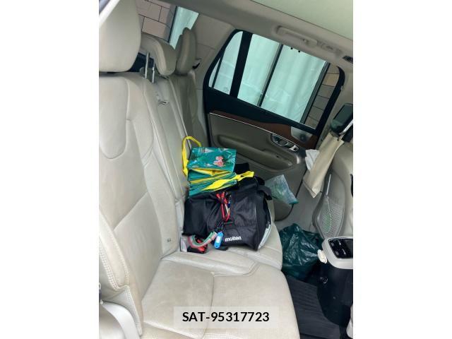 Volvo XC90 2017-08 8102563-11