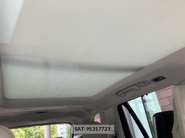 Volvo XC90 2017-08 8102563-26
