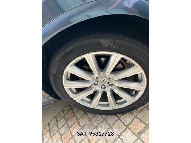 Volvo XC90 2017-08 8102563-7