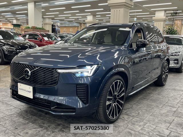 Volvo XC90 2025-03 8132895-10