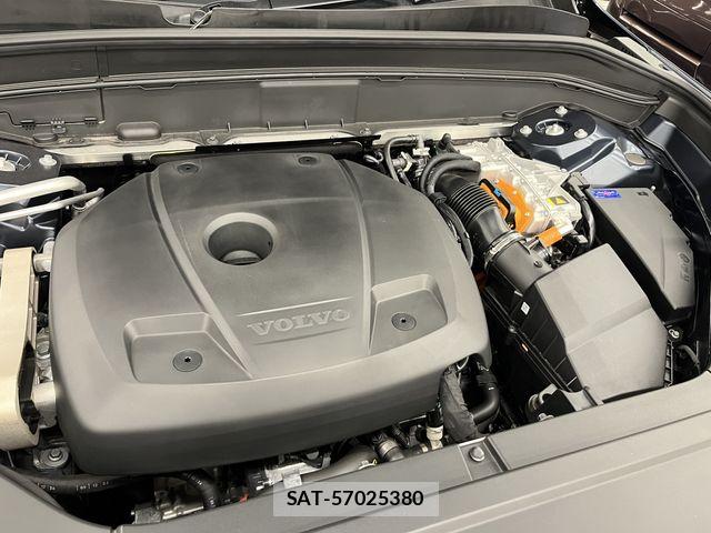 Volvo XC90 2025-03 8132895-13