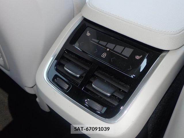 Volvo XC90 2021-08 8159484-23