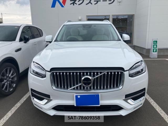 Volvo XC90 2023-02 8247100-0