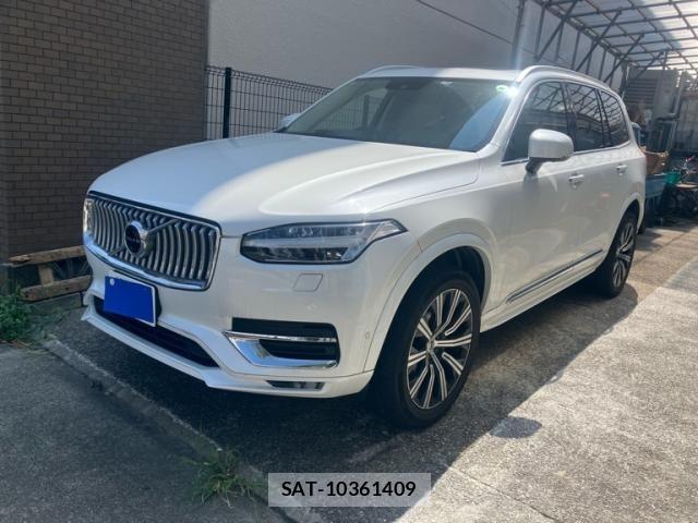 Volvo XC90 2021-08 8247102-1