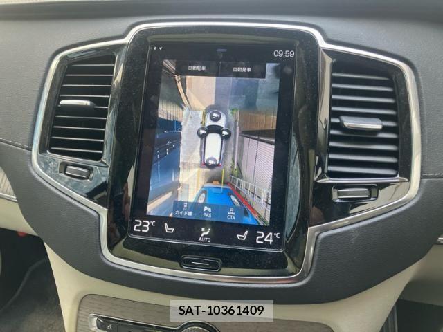 Volvo XC90 2021-08 8247102-21
