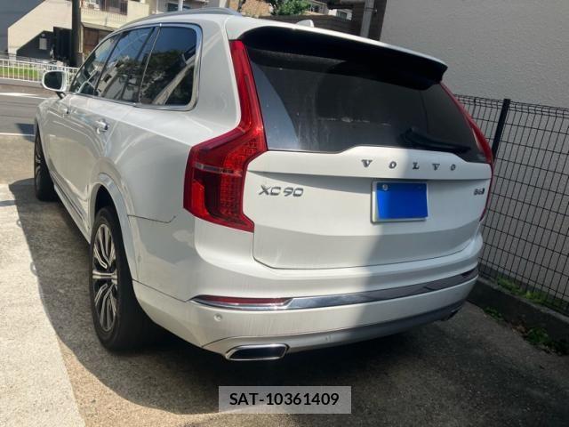 Volvo XC90 2021-08 8247102-3