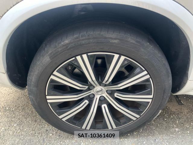 Volvo XC90 2021-08 8247102-5