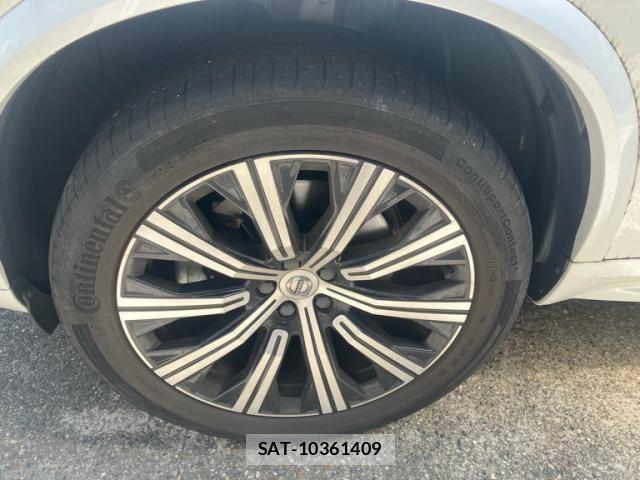 Volvo XC90 2021-08 8247102-7
