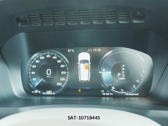 Volvo XC90 2019-02 8317923-17