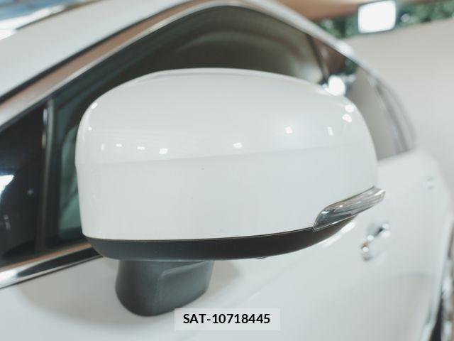Volvo XC90 2019-02 8317923-23