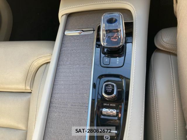 Volvo XC90 2021-07 8317921-20
