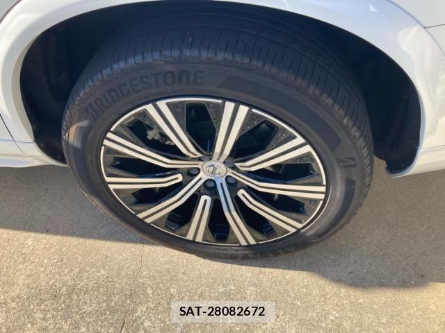 Volvo XC90 2021-07 8317921-4