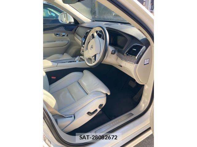Volvo XC90 2021-07 8317921-6
