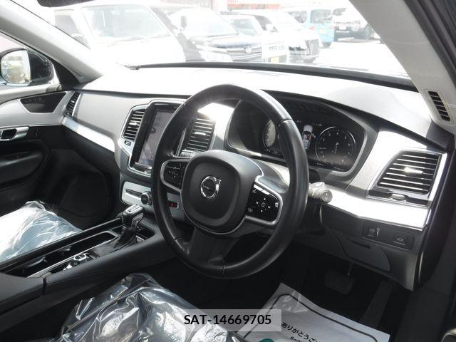 Volvo XC90 2016-12 8338418-9