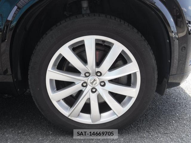 Volvo XC90 2016-12 8338418-27