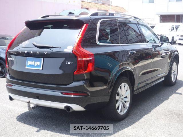Volvo XC90 2016-12 8338418-5