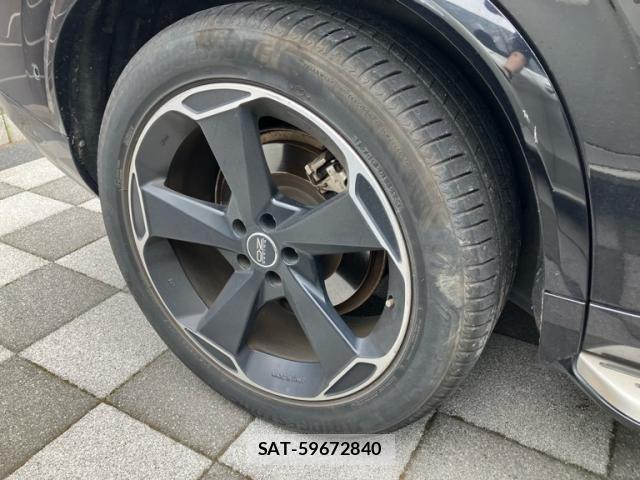 Volvo XC90 2018-04 8338417-9