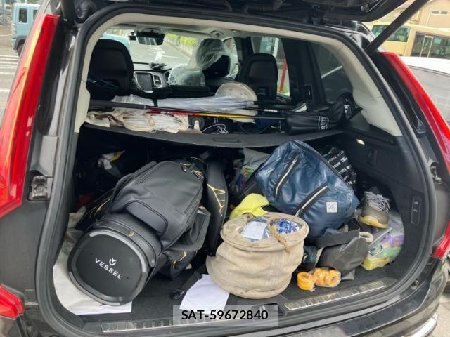 Volvo XC90 2018-04 8338417-12