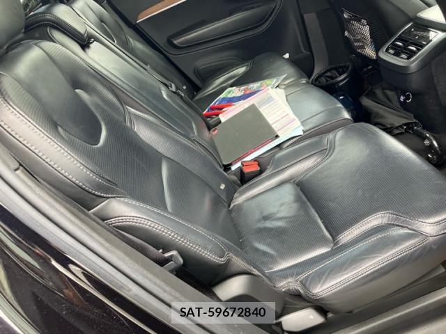 Volvo XC90 2018-04 8338417-14