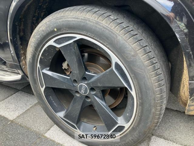Volvo XC90 2018-04 8338417-8