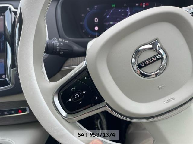 Volvo XC90 2024-01 8355860-15