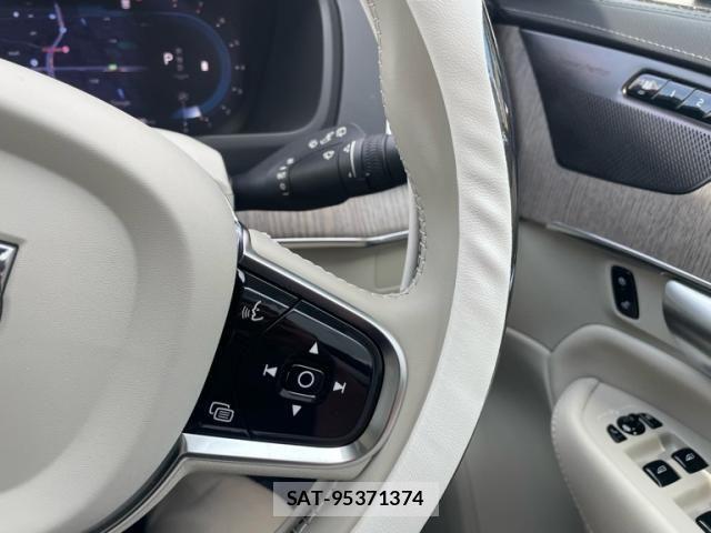 Volvo XC90 2024-01 8355860-16
