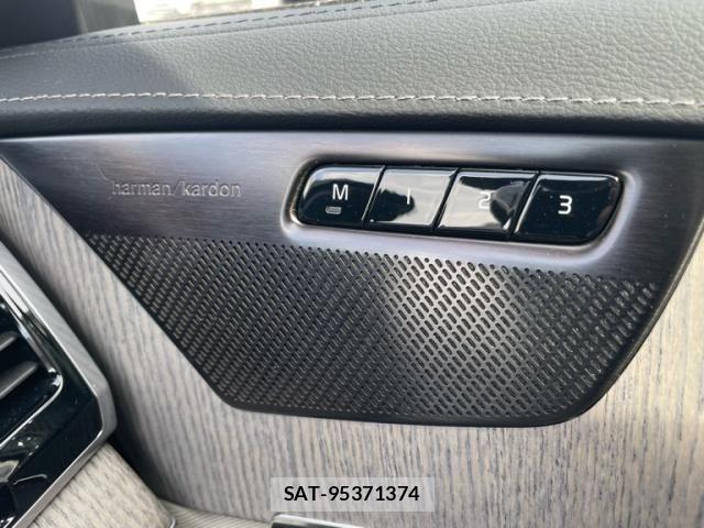 Volvo XC90 2024-01 8355860-18