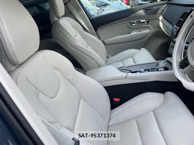 Volvo XC90 2024-01 8355860-21
