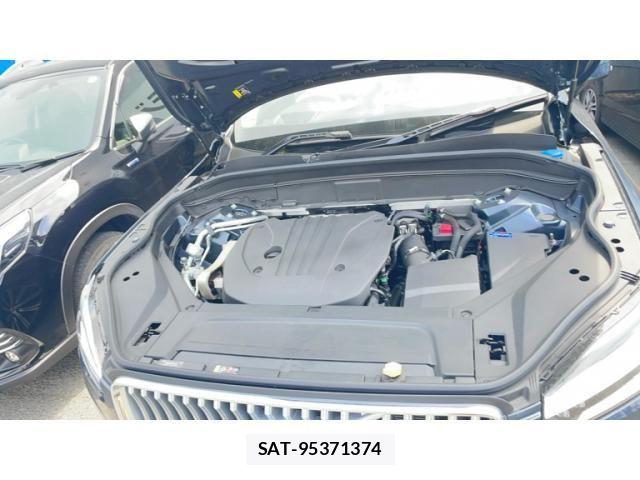 Volvo XC90 2024-01 8355860-26