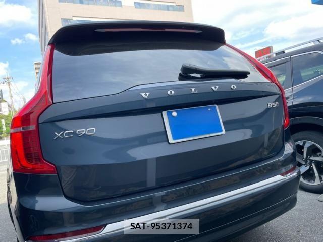 Volvo XC90 2024-01 8355860-3