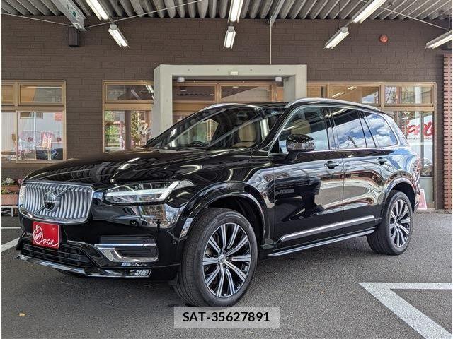 Volvo XC90 2022-06 8369646-0