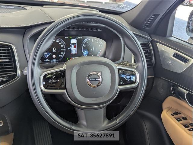 Volvo XC90 2022-06 8369646-11
